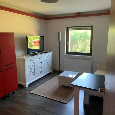 Apartment 70 Kleine 1 1/2 Raum In Laendlicher Umgebung *
